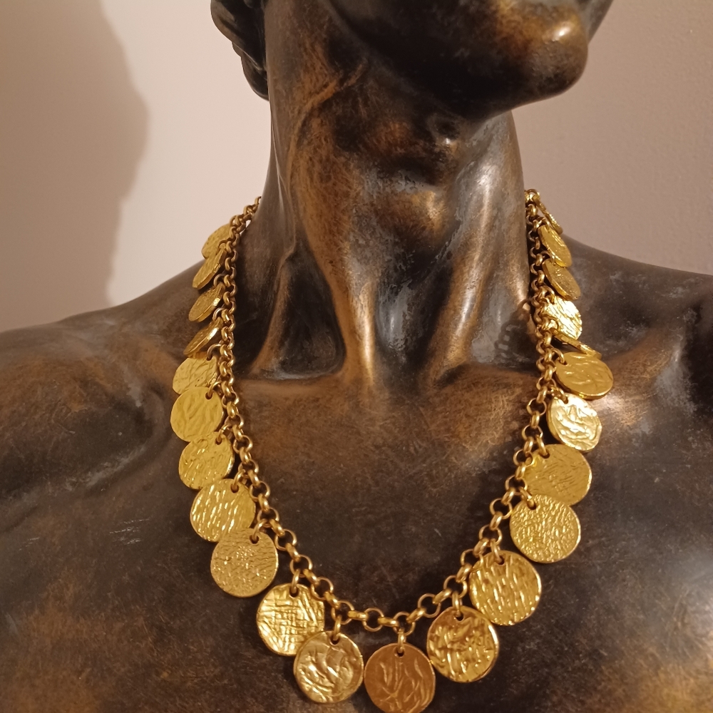 Luxurious Gold Coin Necklace